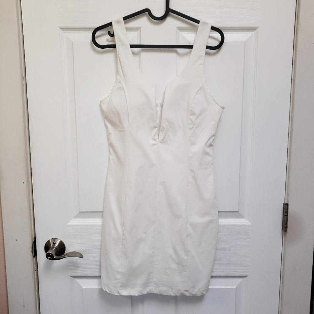 Charlotte Russe White Deep V-Neck Sleeveless Bodycon Mini Dress